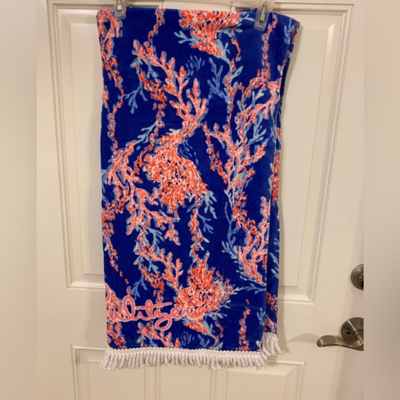 Lilly Pulitzer Other - Beautiful Lilly Pulitzer beach towel❤️